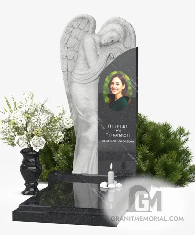 современный памятник с ангелом