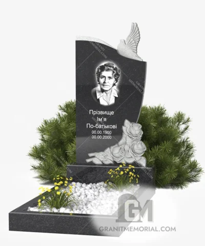 Памятник с голубкой и букетом роз