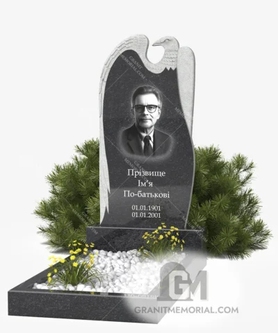 Гранитный памятник с орлом