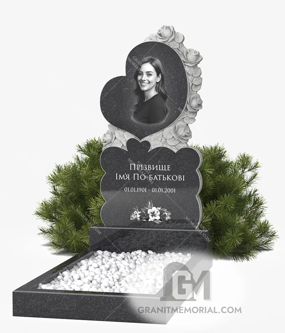 Памятник в форме сердца с розами