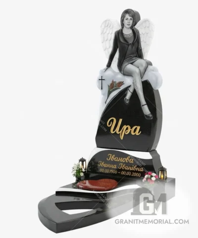 Авторский памятник с крылатой фигурой